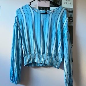 scrunched bottom long sleeve shirt